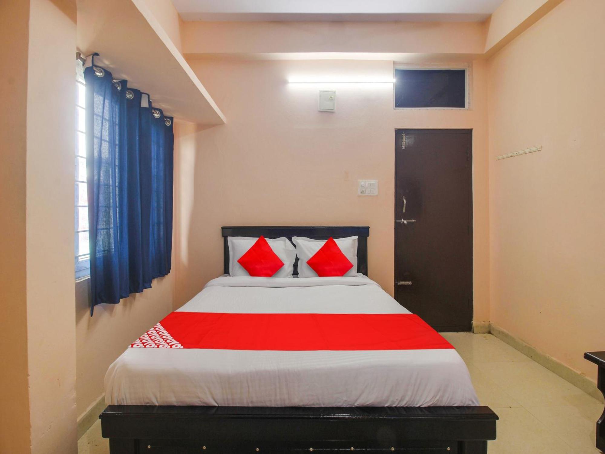 Hotel O R.J.International Pedda Ambarpet Exterior foto